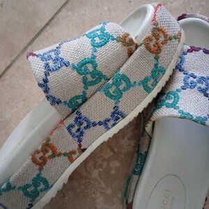 Gucci size 38 Multicolor Platform Slides
